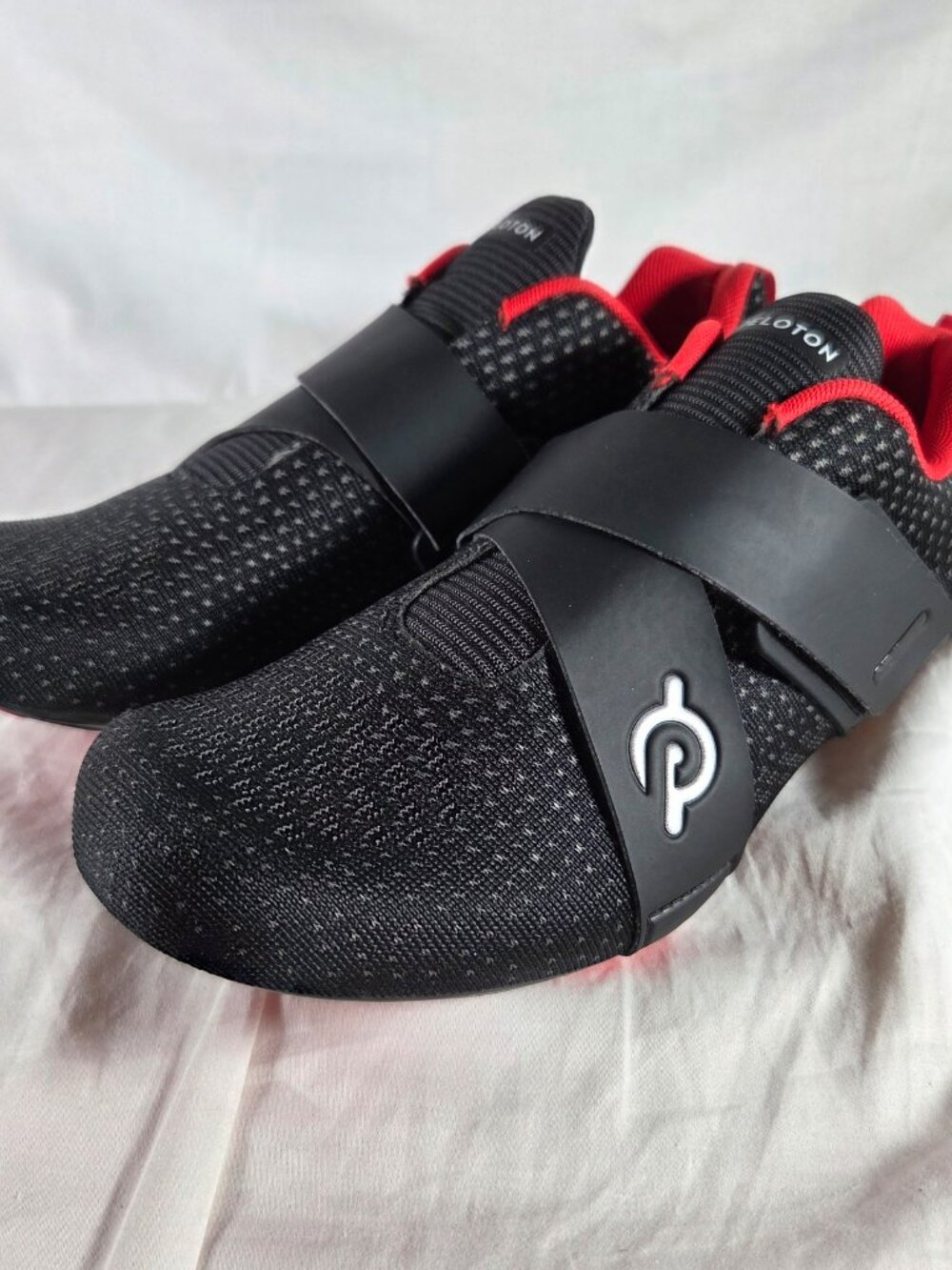 Peloton Indoor Cycling Shoes Men's 7.5 / Women's 9 Cleats Included - Picture 2 of 9